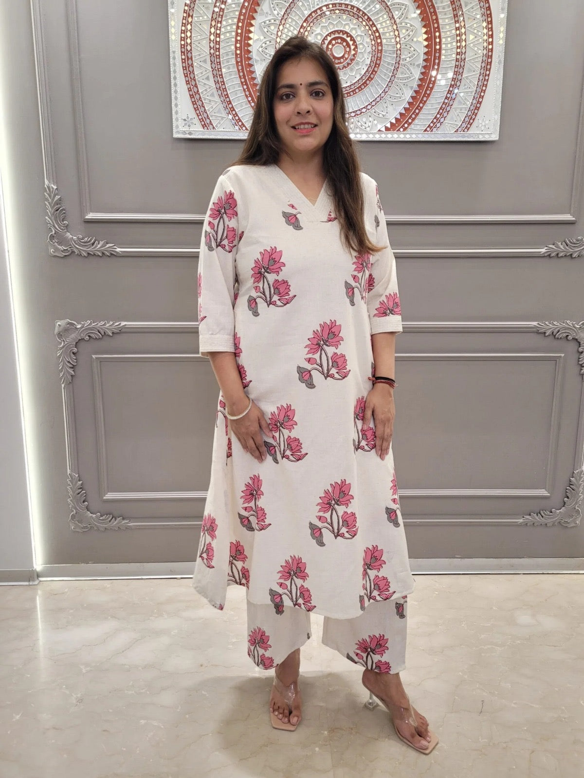 FABRIC - COTTON FLEX, THREAD WORK, A- LINE, DOUBLE SIDE POCKETS, SIZE S TO XXL